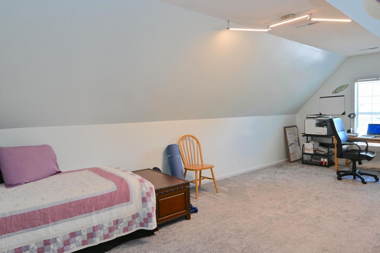 108 Seneca Circle Photo 24