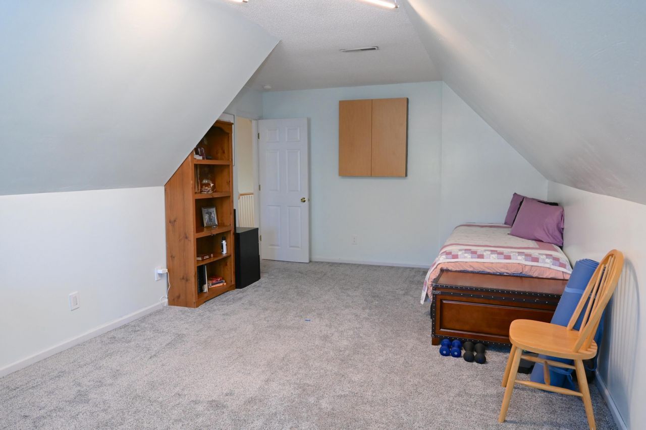 108 Seneca Circle Photo 25