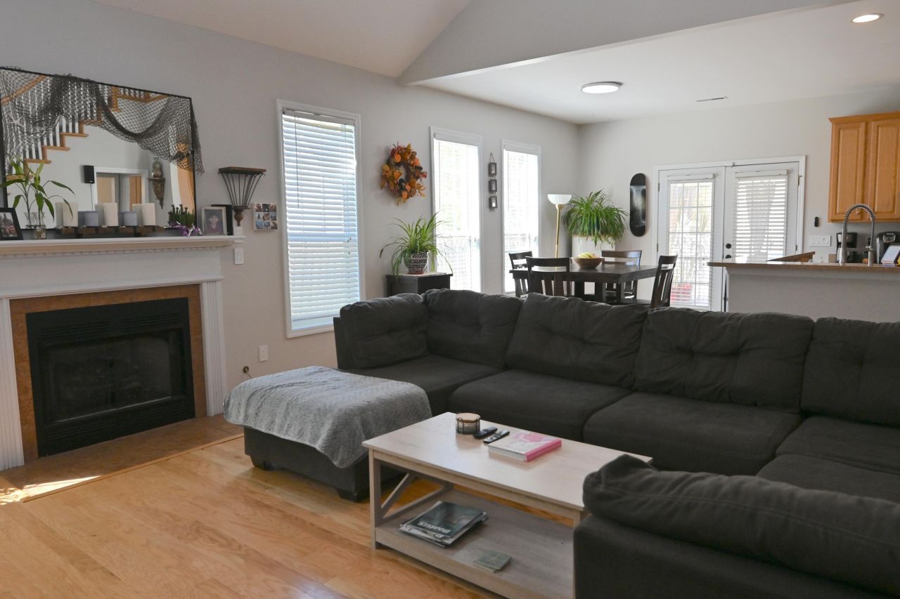 108 Seneca Circle Photo 5