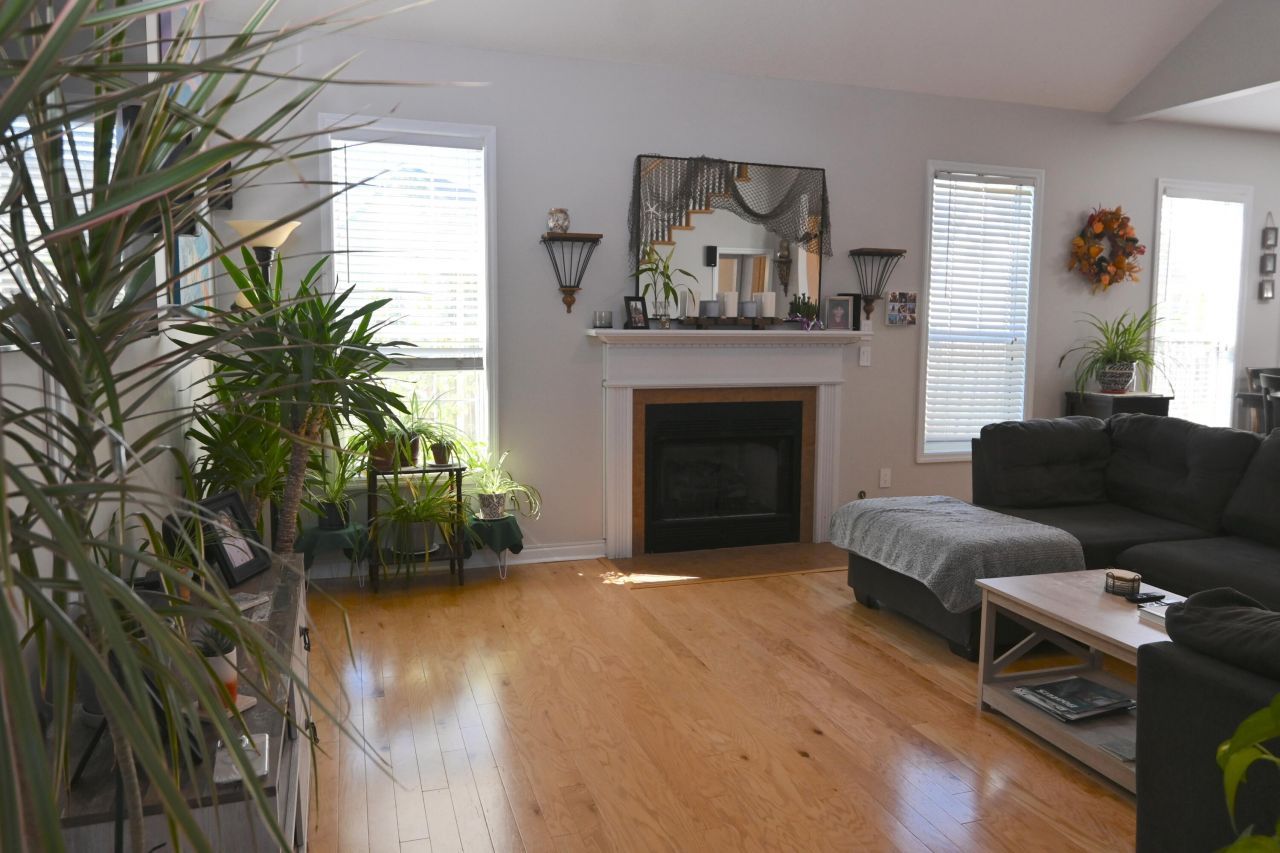 108 Seneca Circle Photo 7