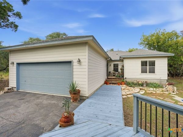 3075 Rustler, Canyon Lake, TX 78133