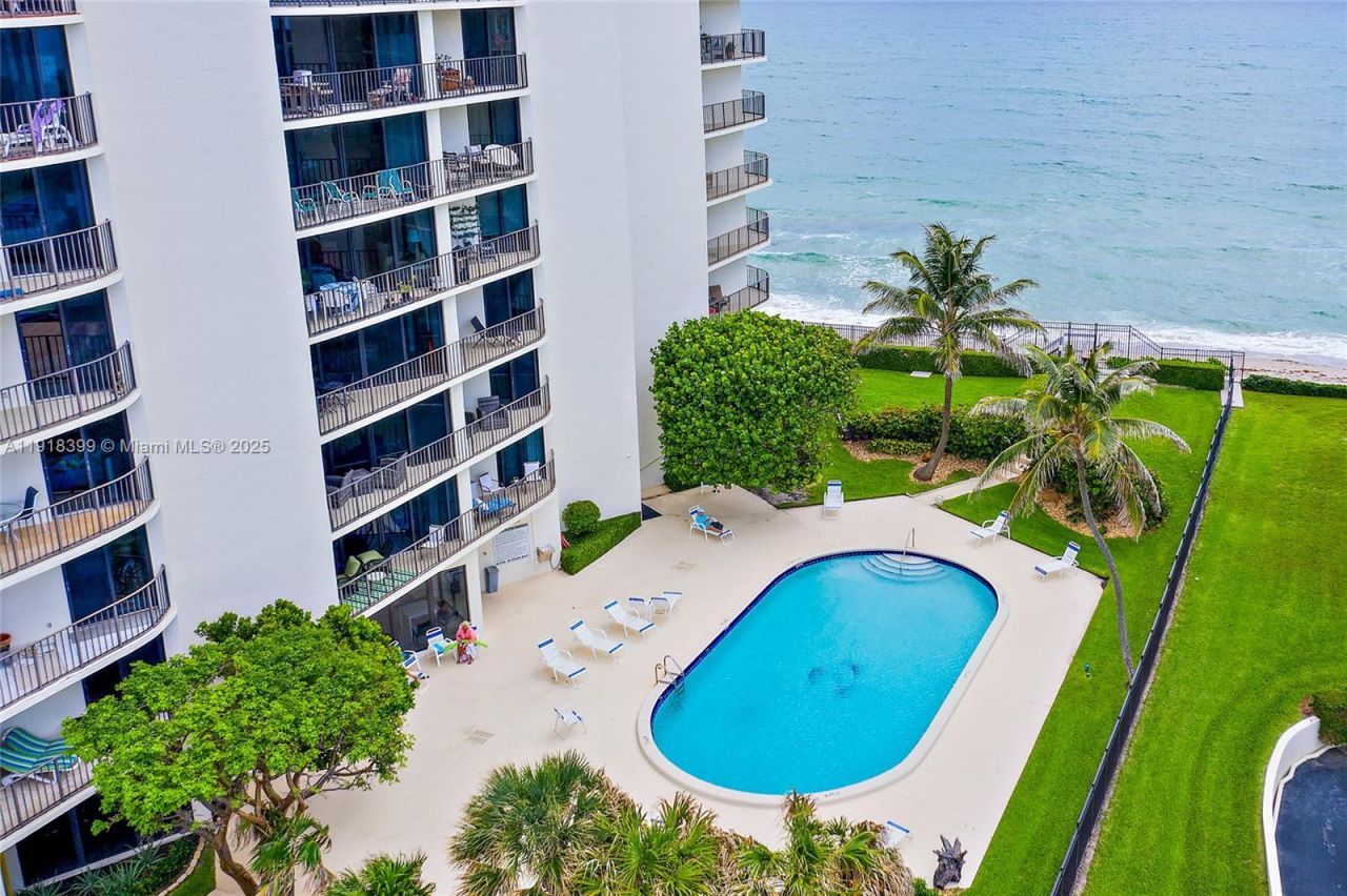 5420 N Ocean Dr, Unit 305, Singer Island, FL 33404 Photo