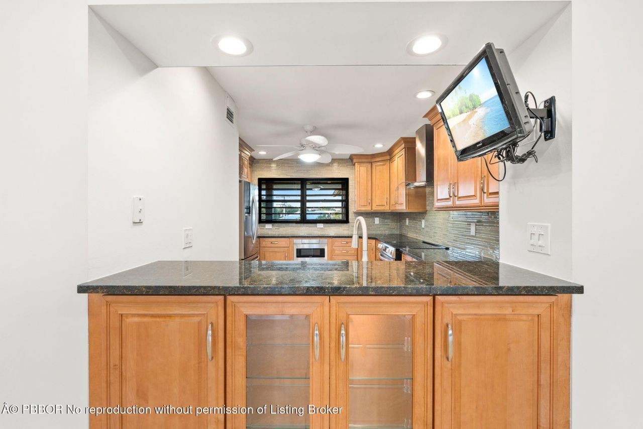 160 SE St Lucie Boulevard, Unit 402A, Stuart, FL 34996 Photo