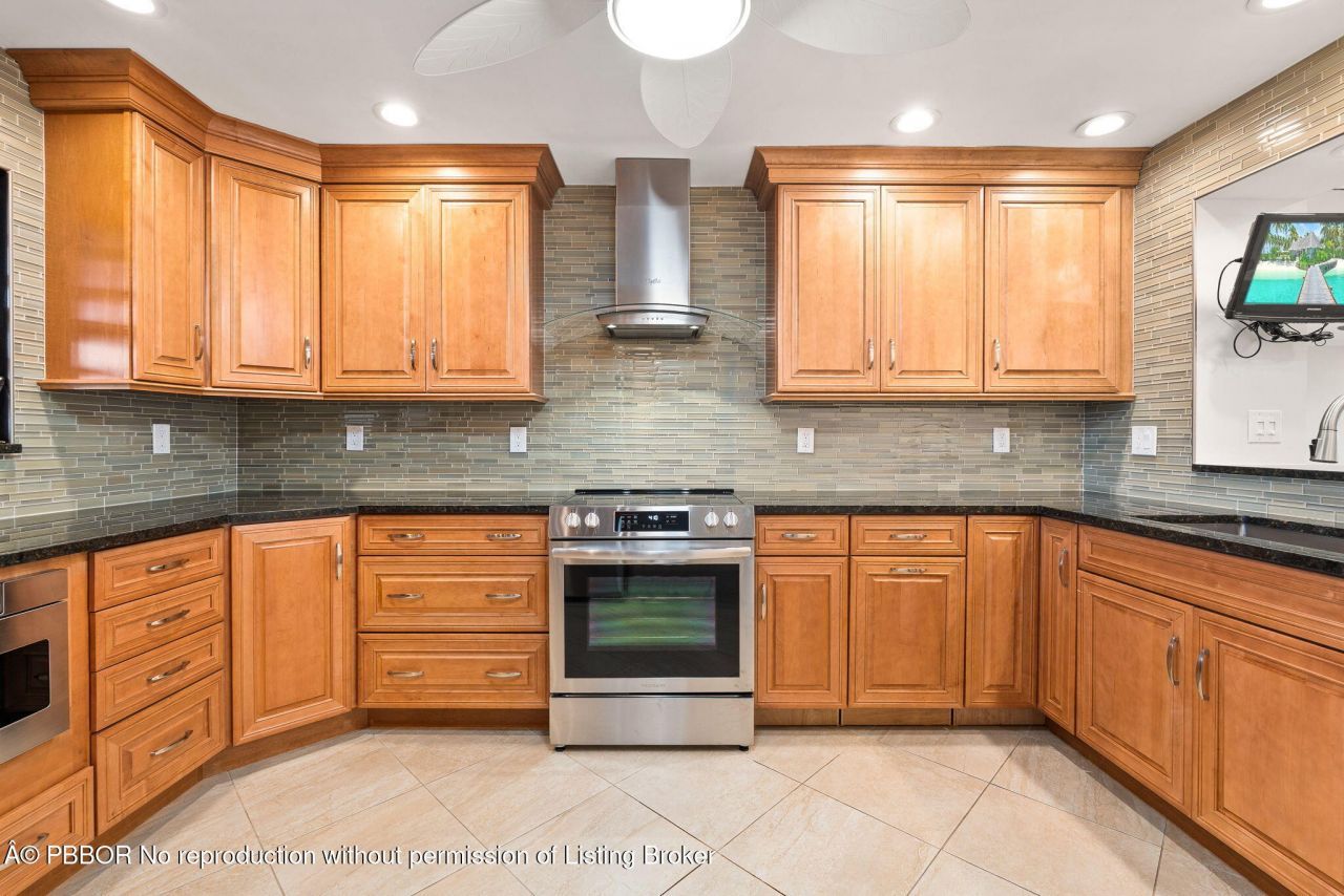 160 SE St Lucie Boulevard, Unit 402A, Stuart, FL 34996 Photo