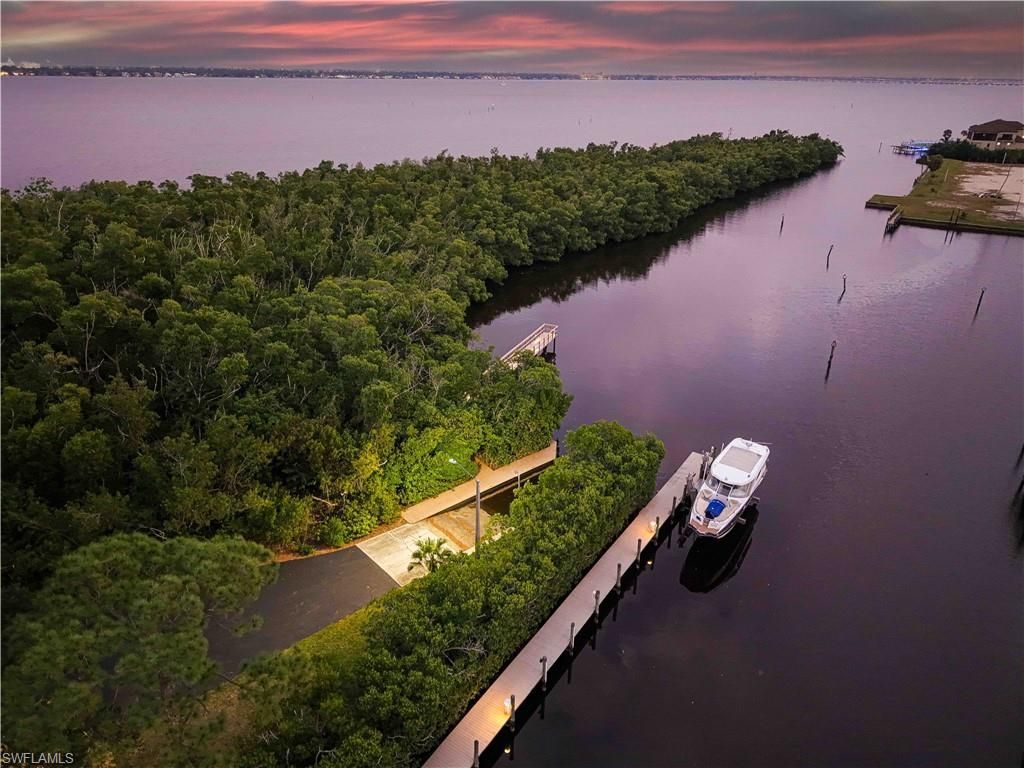 12641 Panasoffkee Dr, North Fort Myers, FL 33903 Photo