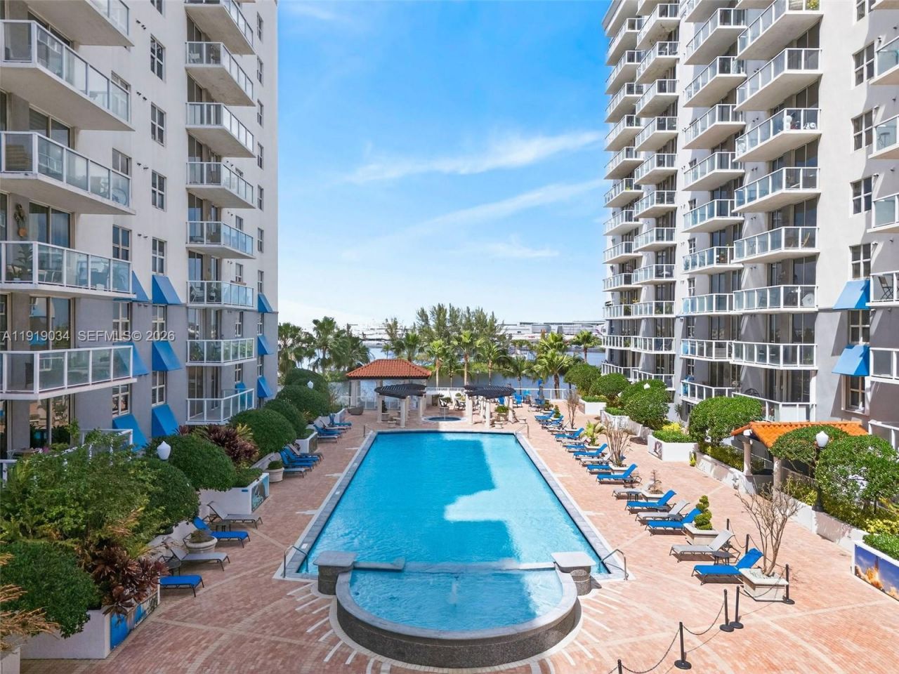 5077 NW 7th St, Unit 610, Miami, FL 33126 Photo