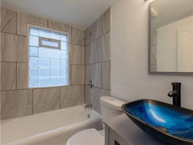 3731 W 135th Street, Cleveland, OH 44111 Photo 20