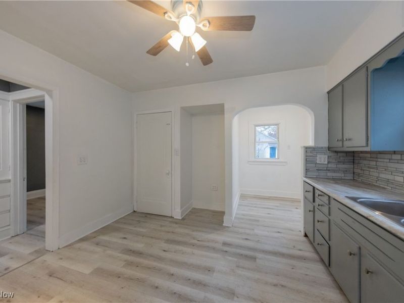 3731 W 135th Street, Cleveland, OH 44111 Photo 9