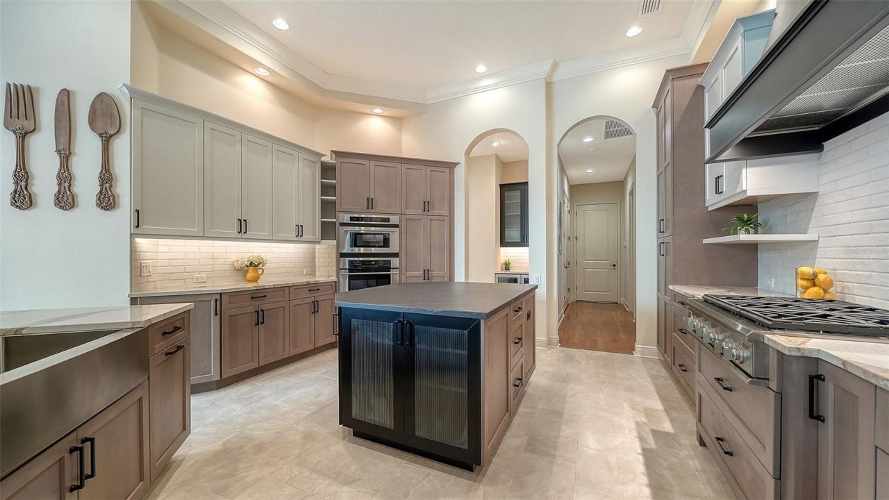 6805 Chancery Place, University Park, FL 34201 Photo