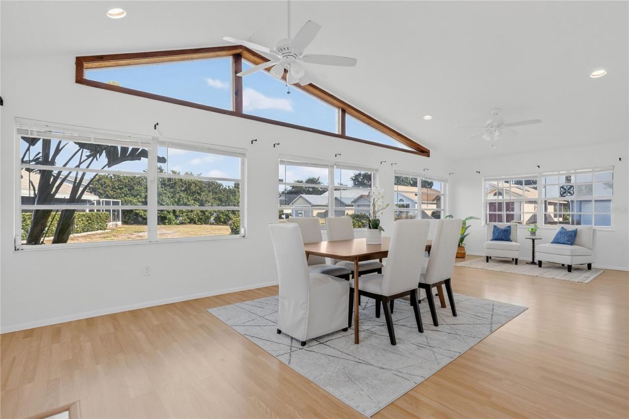 3944 37th Street Court W, Bradenton, FL 34205 Photo