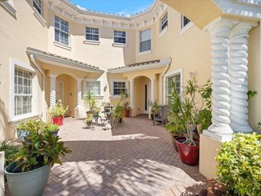 1502 TRIANO CIRCLE, Unit #1502, VENICE, FL 34292