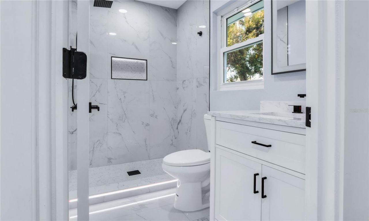 1007 NW 82nd Street, Bradenton, FL 34209 Photo