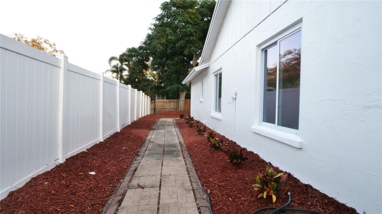 1007 NW 82nd Street, Bradenton, FL 34209 Photo