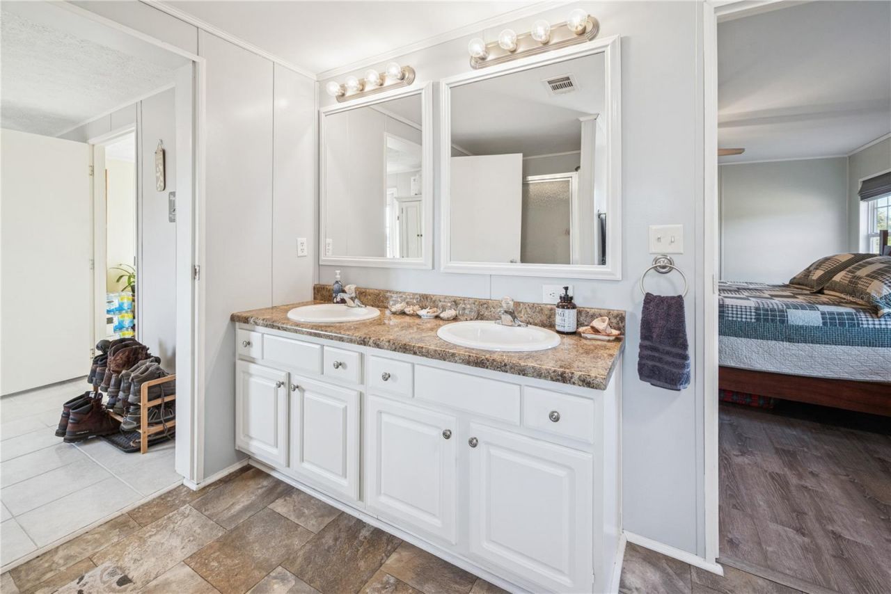 18708 County Road 250, Live Oak, FL 32060 Photo