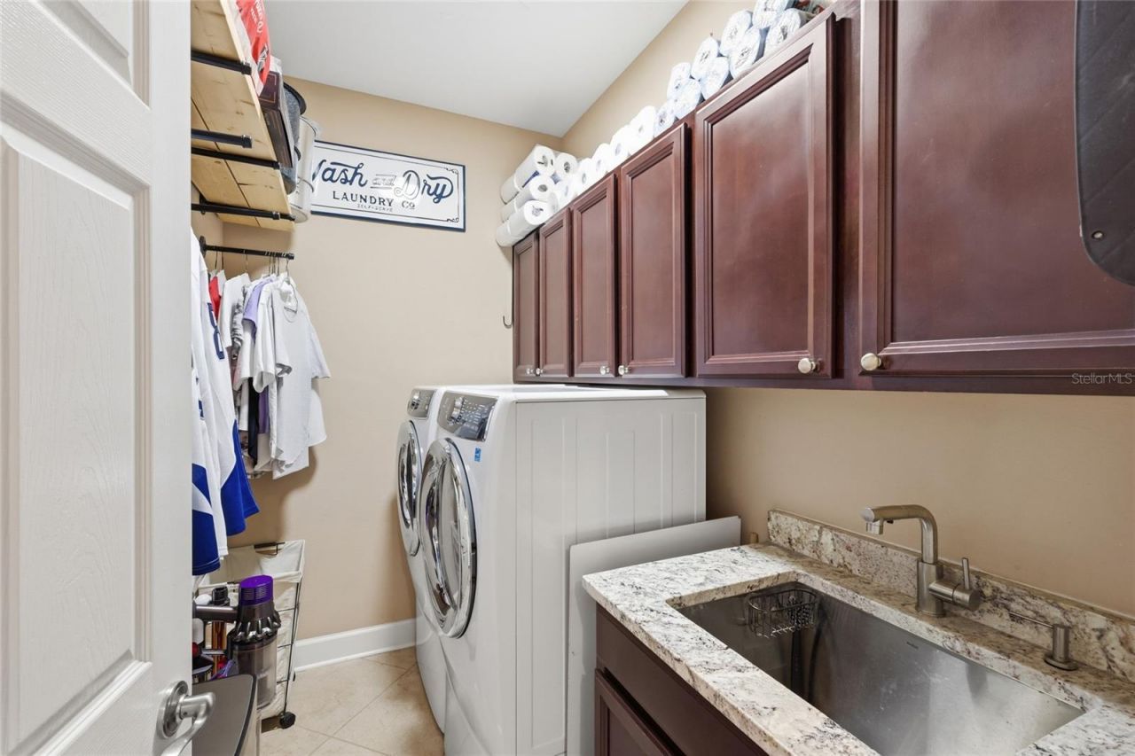 3912 Bridlecrest Lane, Bradenton, FL 34209 Photo