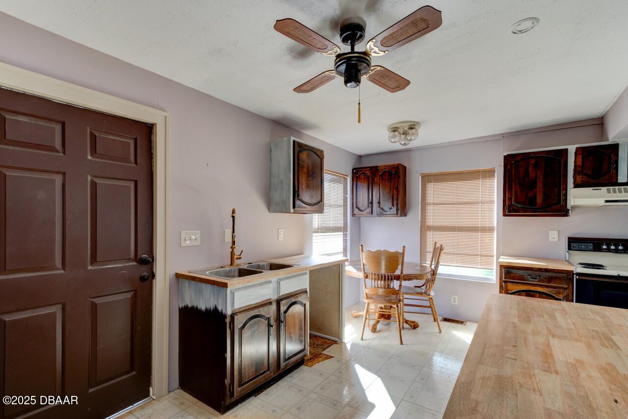 215 2nd Street, Holly Hill, FL 32117 Photo