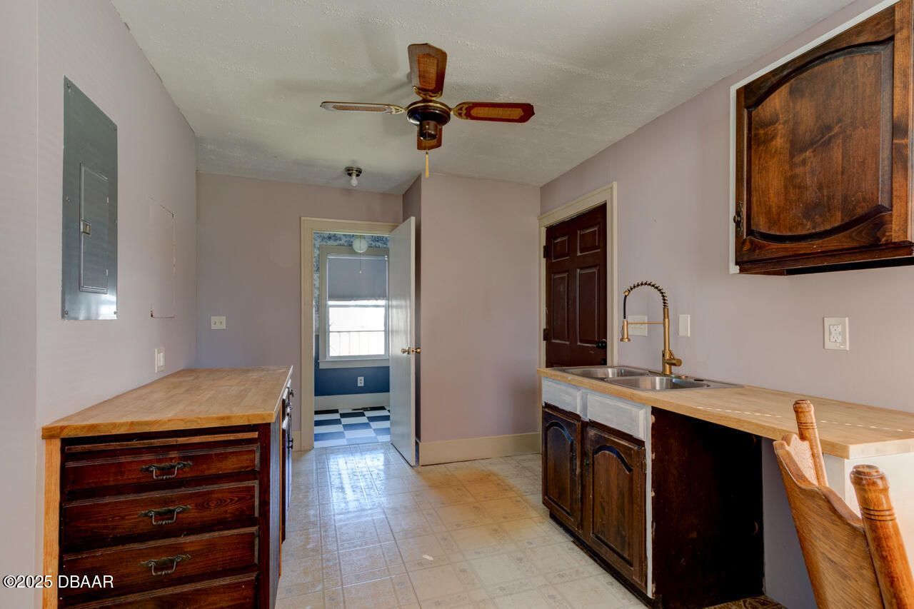 215 2nd Street, Holly Hill, FL 32117 Photo