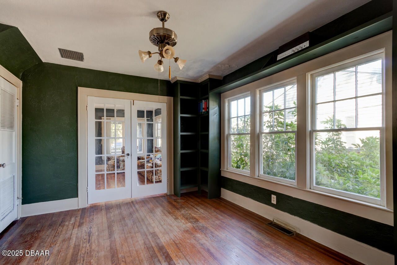 215 2nd Street, Holly Hill, FL 32117 Photo