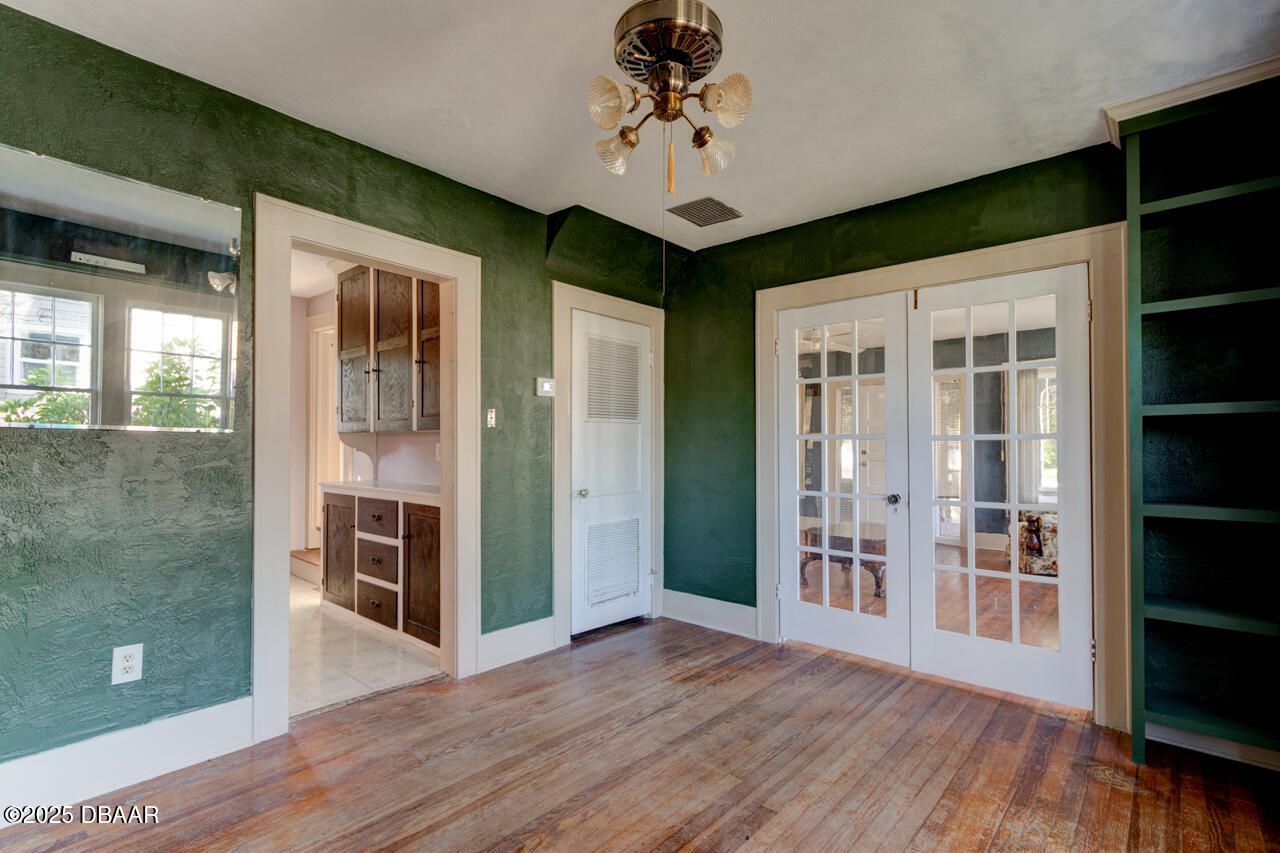 215 2nd Street, Holly Hill, FL 32117 Photo