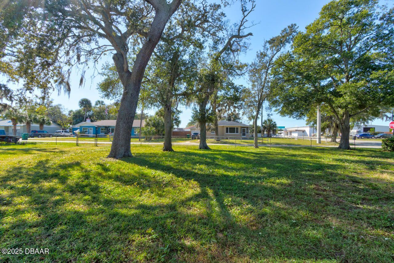 215 2nd Street, Holly Hill, FL 32117 Photo
