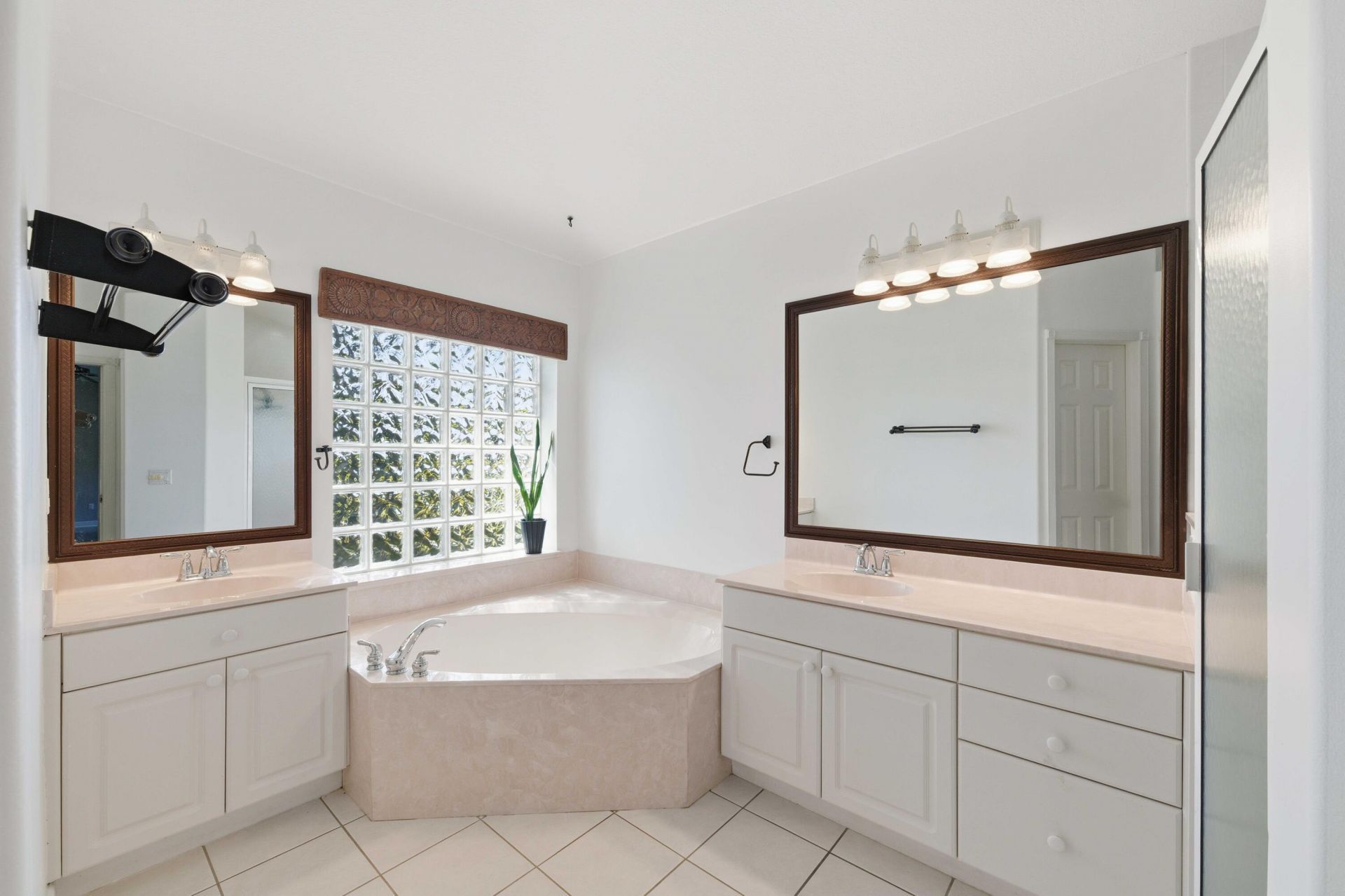 1043 SW Pigeon Plum Way, Palm City, FL 34990 Photo