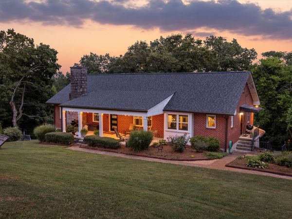 701 S Crest Road, Chattanooga, TN 37404