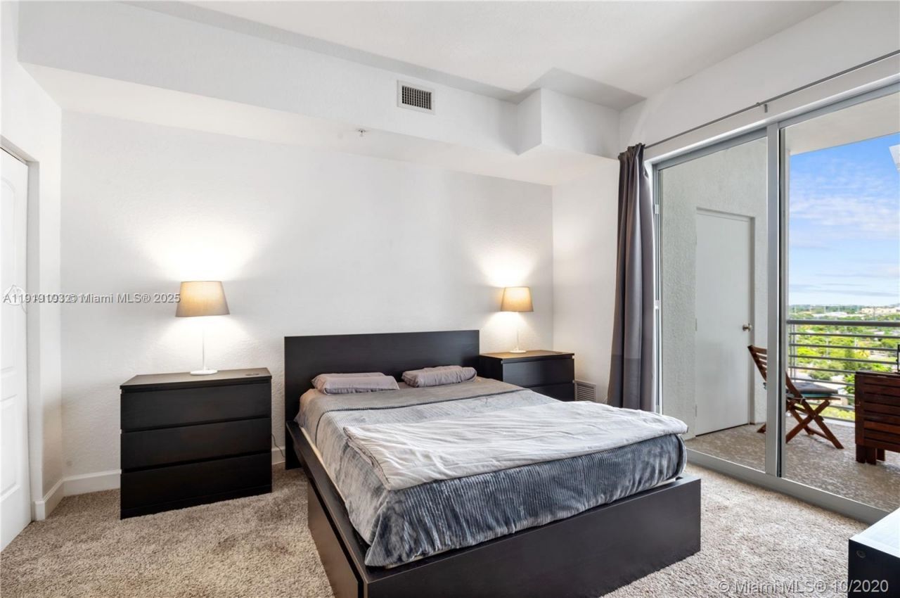 1830 Radius Dr, Unit 1202, Hollywood, FL 33020 Photo