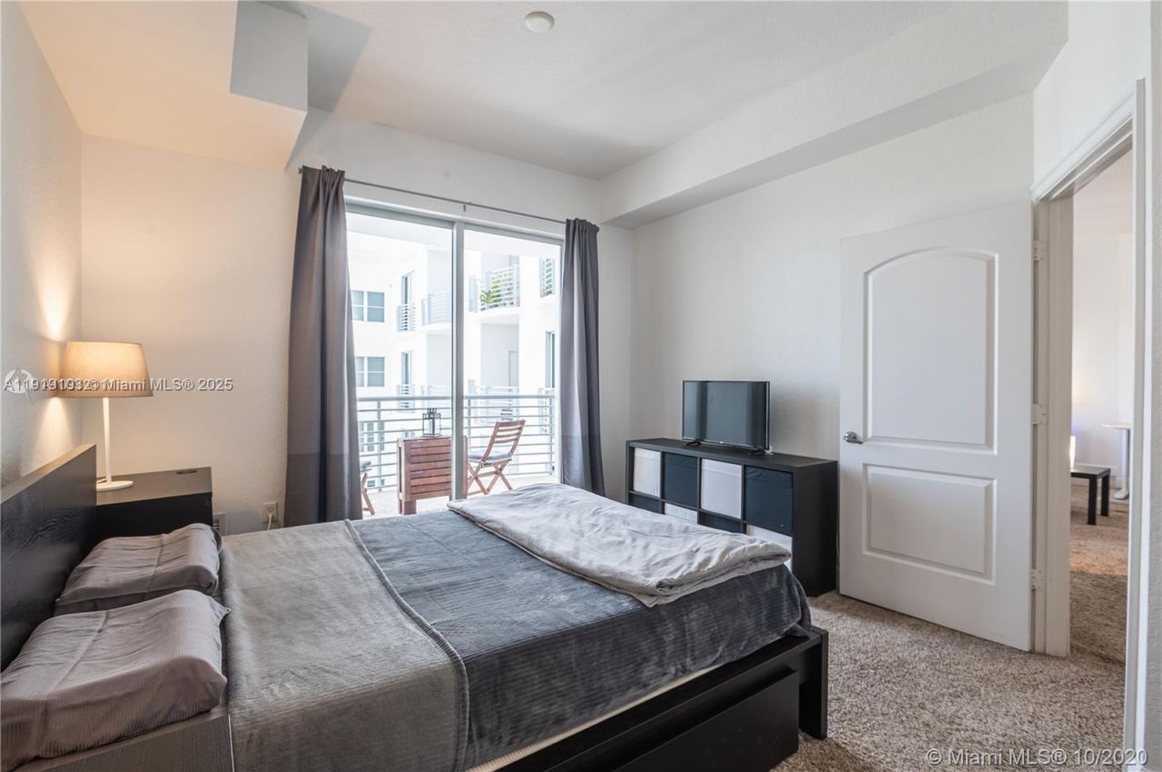 1830 Radius Dr, Unit 1202, Hollywood, FL 33020 Photo