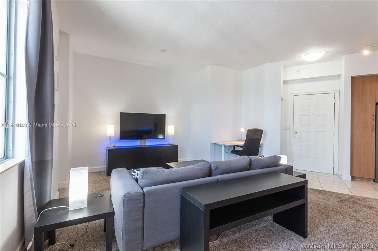 1830 Radius Dr, Unit 1202, Hollywood, FL 33020 Photo