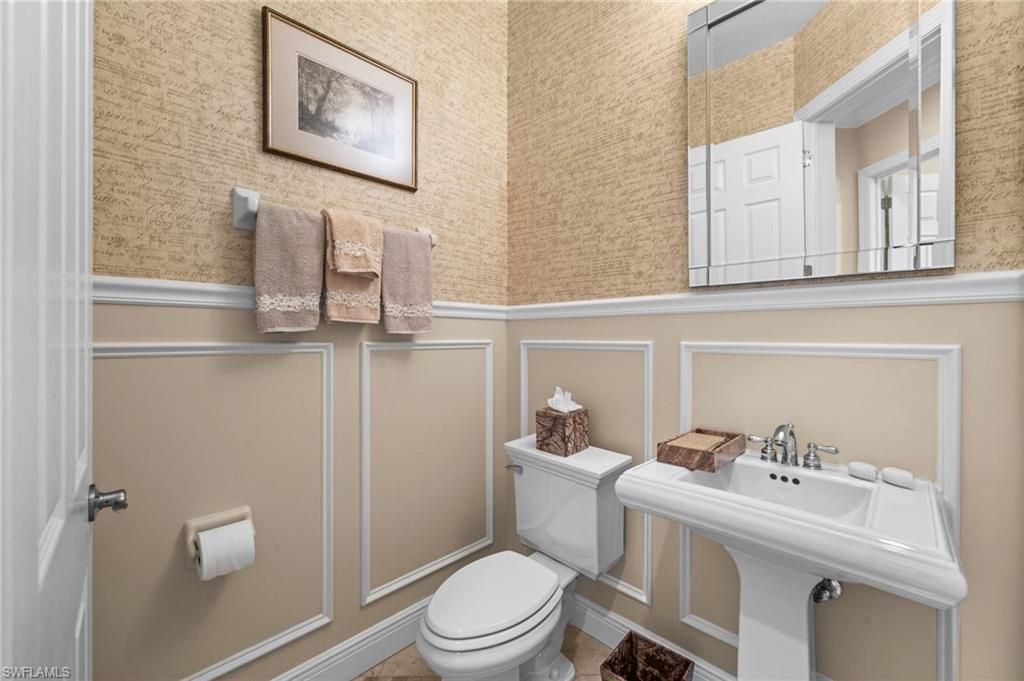 8766 Largo Mar Dr, Estero, FL 33967 Photo