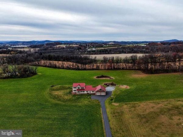 130 TROXEL ROAD, SHOEMAKERSVILLE, PA 19555