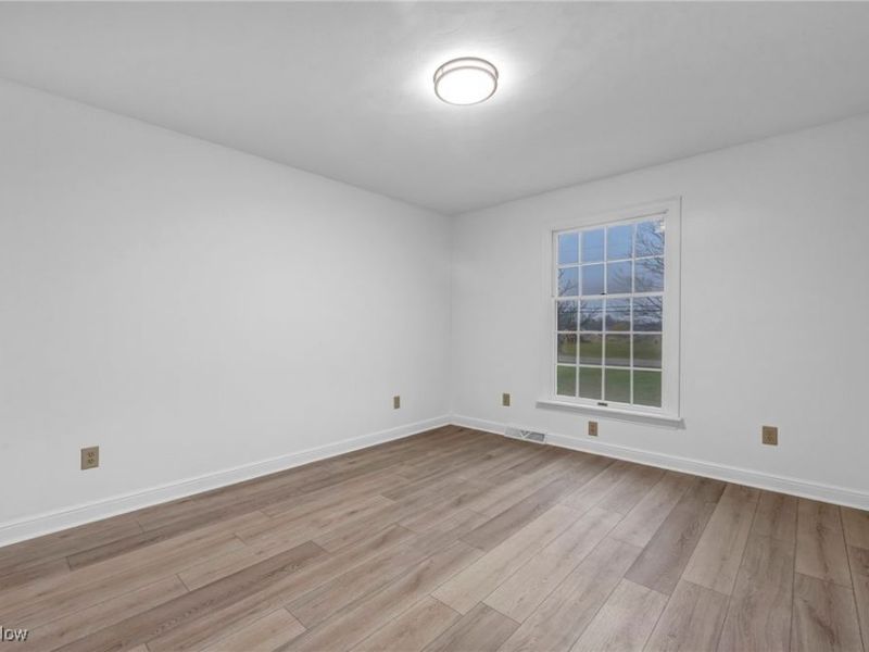 9825 Struthers Road, New Middletown, OH 44442 Photo 20