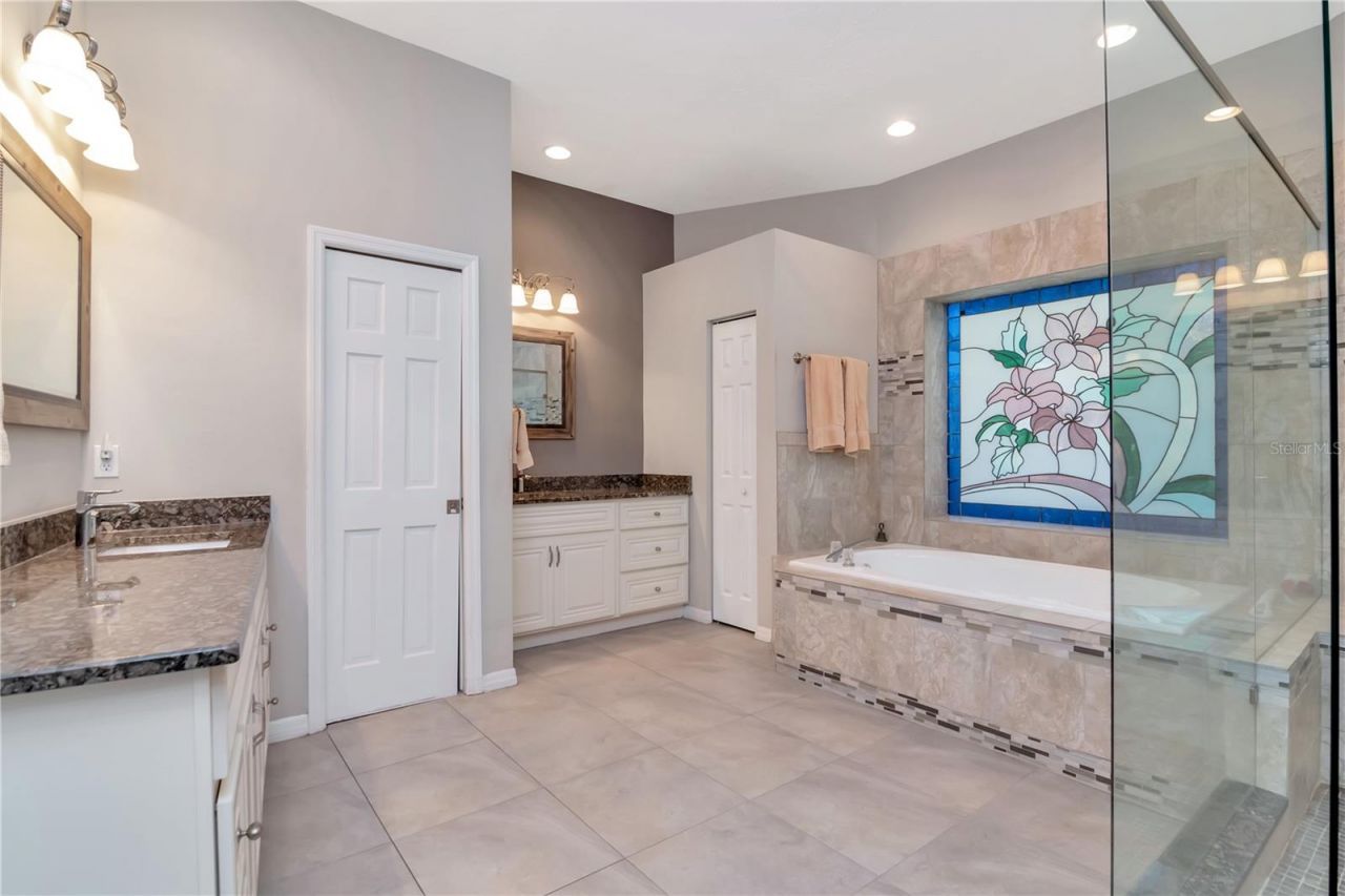 4511 Country Gate Court, Valrico, FL 33594 Photo