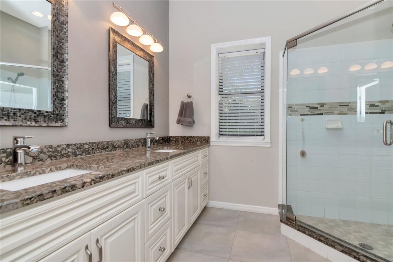 4511 Country Gate Court, Valrico, FL 33594 Photo