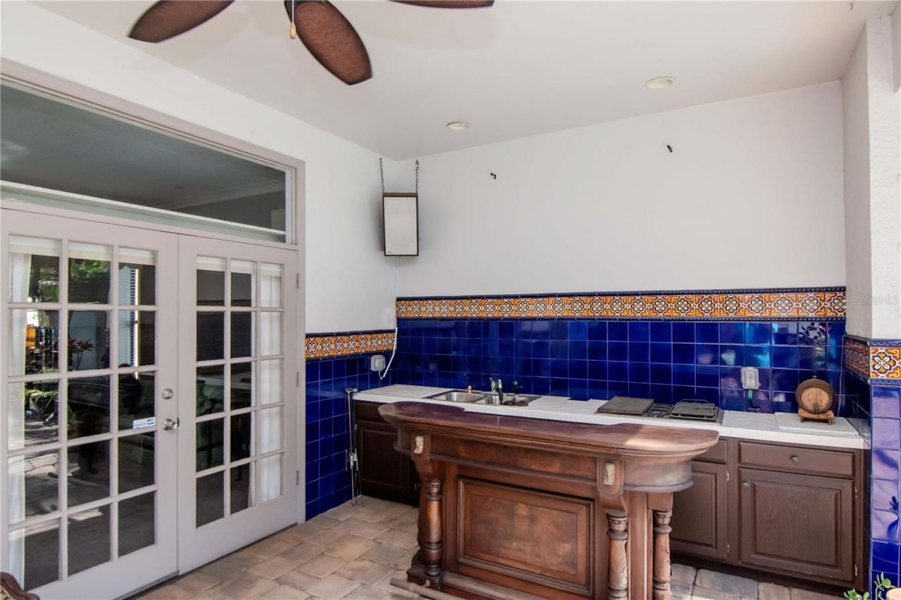 4511 Country Gate Court, Valrico, FL 33594 Photo