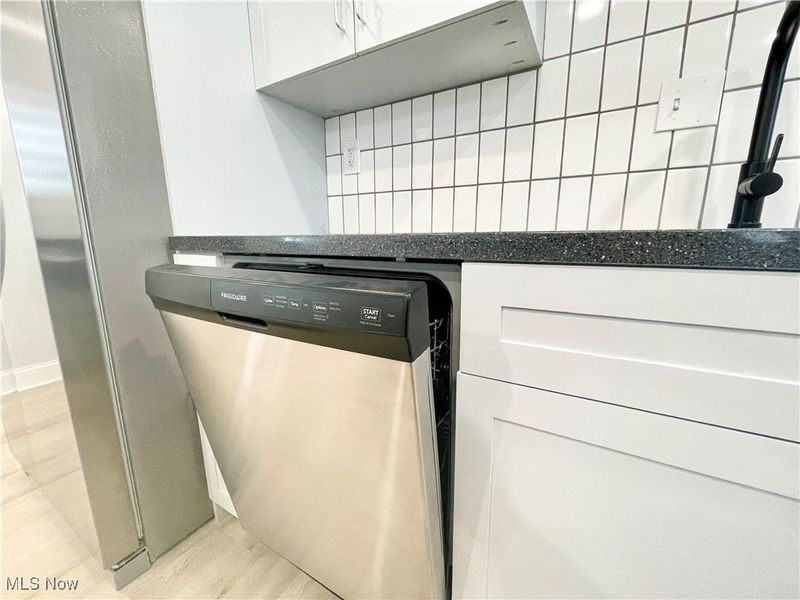 591 Hemlock Drive, Euclid, OH 44132 Photo 16