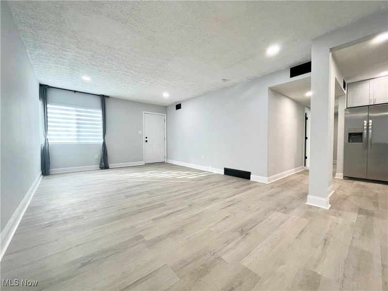 591 Hemlock Drive, Euclid, OH 44132 Photo 9