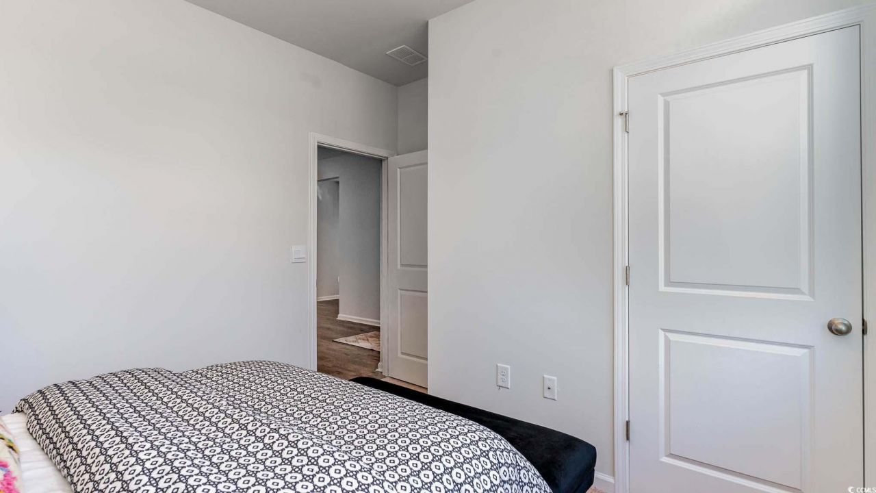 172 Pampas Dr. Photo 16