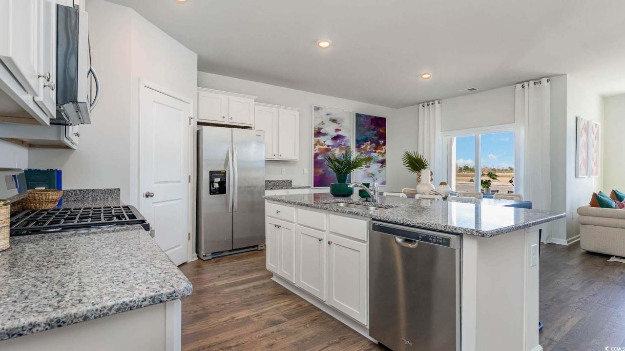 172 Pampas Dr. Photo 4