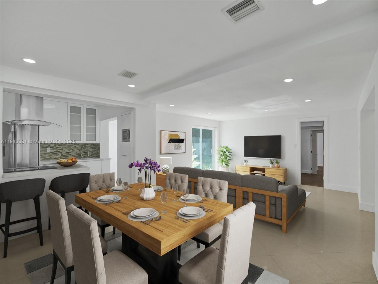 1102 NE 117th St, Biscayne Park, FL 33161 Photo