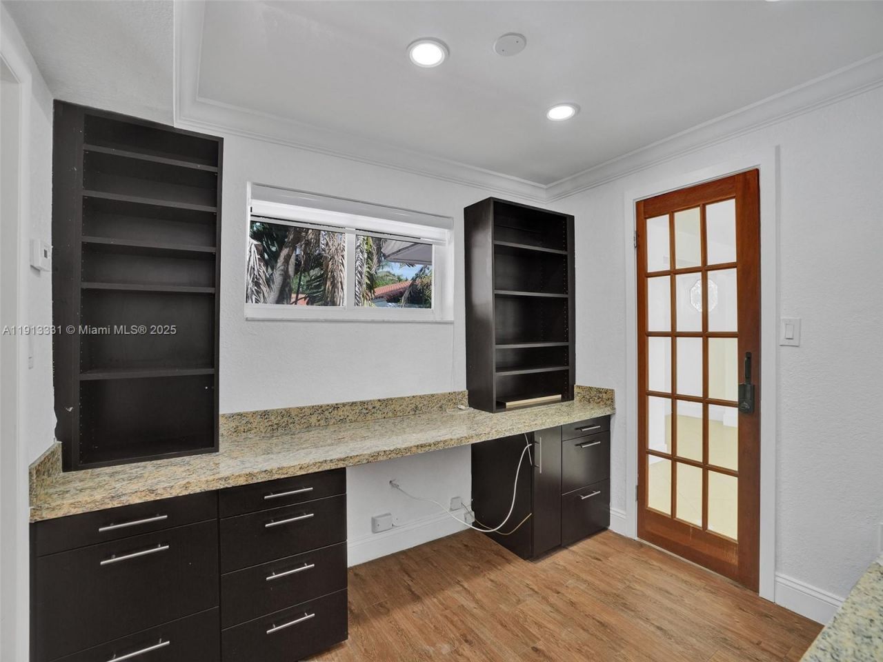 1102 NE 117th St, Biscayne Park, FL 33161 Photo