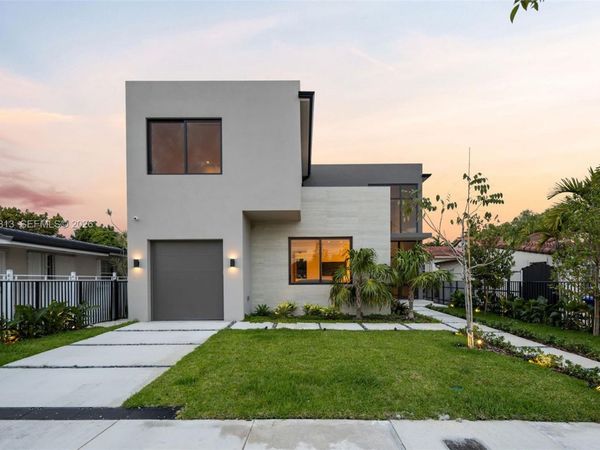 2175 SW 25th St, Miami, FL 33133