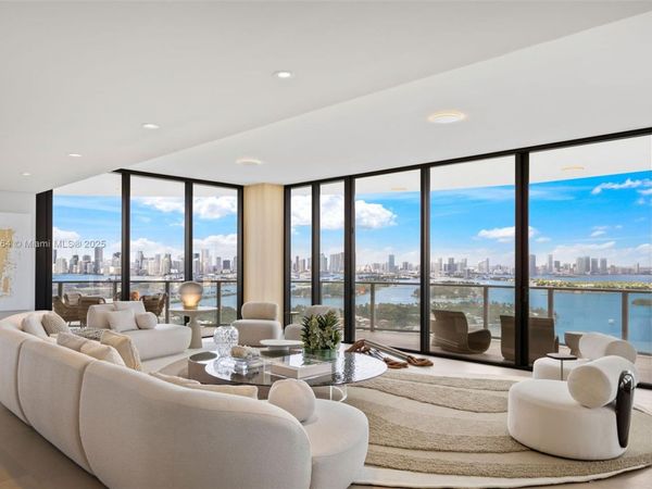 500 Alton, Unit 3402.03, Miami Beach, FL 33139