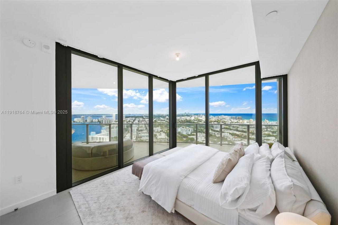 500 Alton, Unit 3402.03, Miami Beach, FL 33139 Photo