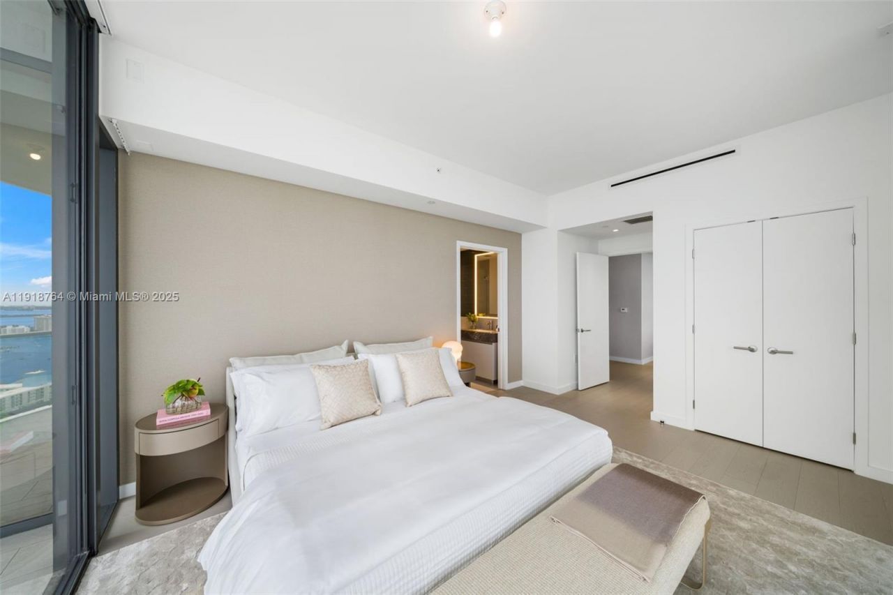 500 Alton, Unit 3402.03, Miami Beach, FL 33139 Photo