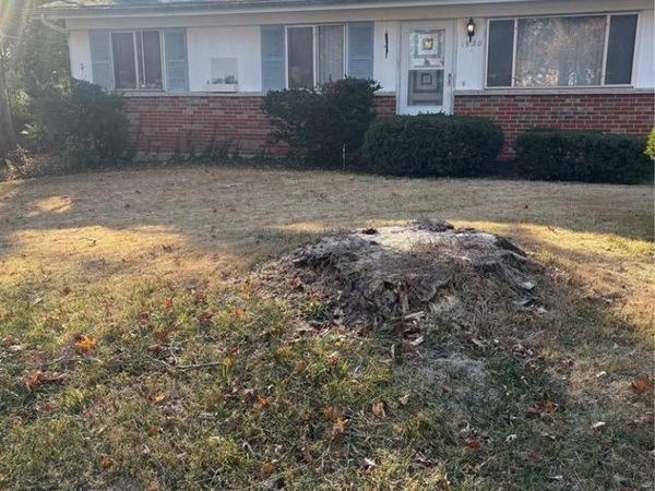 1920 Crown Point Drive, St Louis, MO 63136