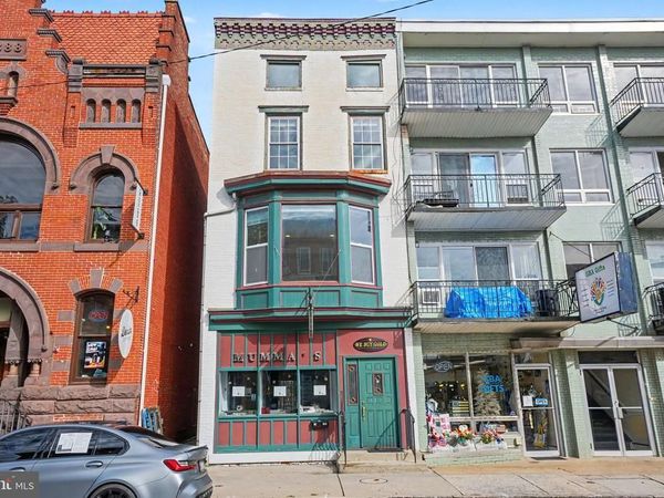 34 W MAIN STREET, MECHANICSBURG, PA 17055