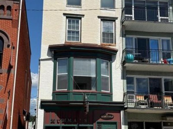 34 W MAIN STREET, MECHANICSBURG, PA 17055