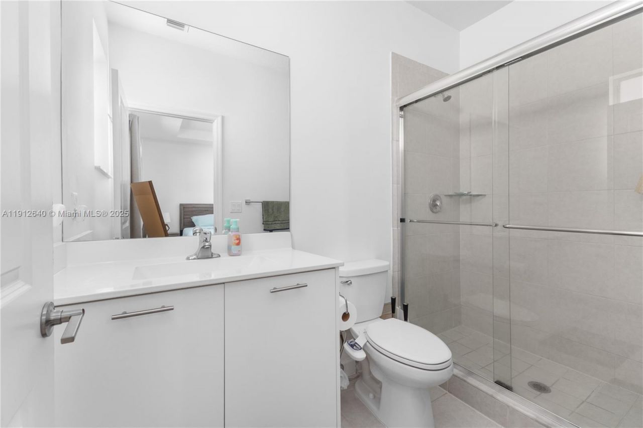 12150 NW 23rd Ct, Miami, FL 33167 Photo