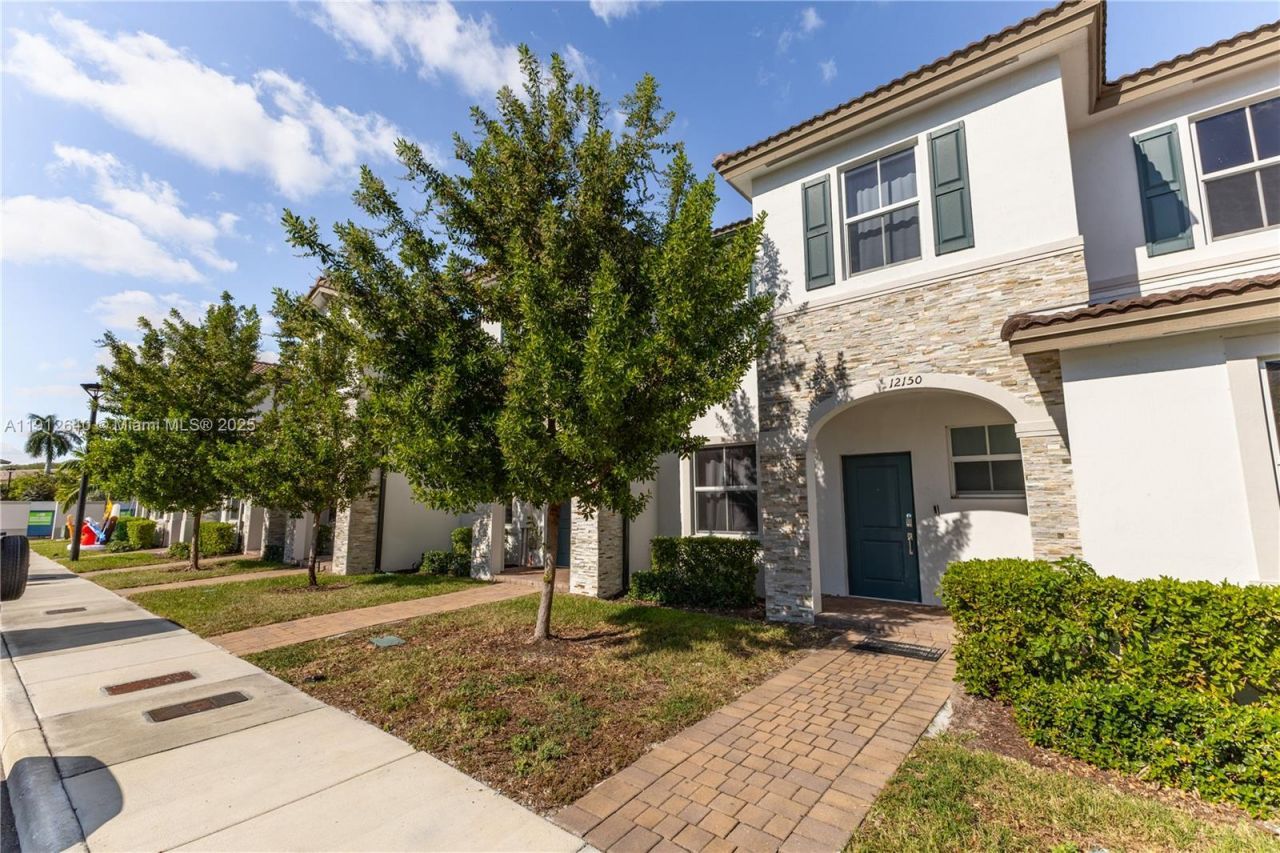 12150 NW 23rd Ct, Miami, FL 33167 Photo